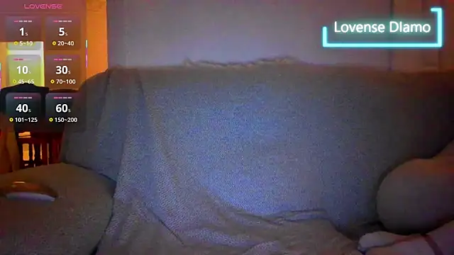 Snapshot of _NakedChef_ chatting on October 22, 2025, 11:26 pm  NakedChef  online show from October 22, 2025, 11:26 pm