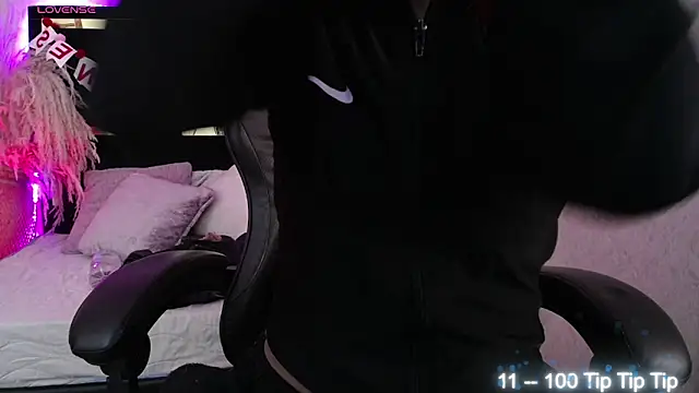 Bunny O online show from February 19, 2026, 1:23 am