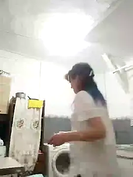 SweetLeila40 online show from January 3, 2025, 4:48 pm