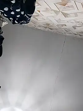 SweetLeila40 online show from February 5, 2026, 4:55 pm