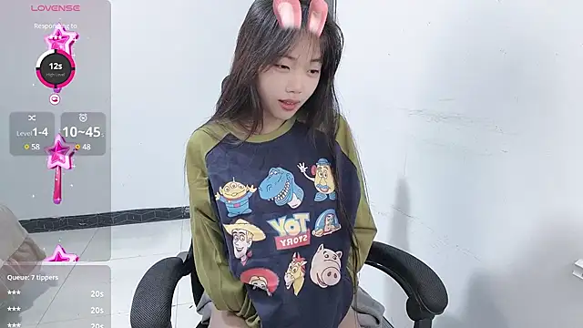 Lvy--v online show from January 6, 2025, 11:20 pm