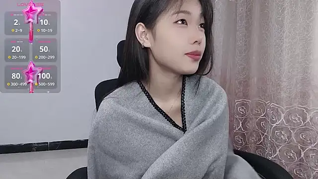 Lvy--v online show from February 8, 2025, 10:40 pm