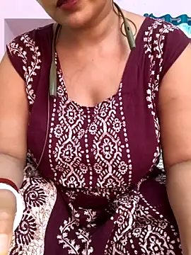 Snapshot of MUMTAJ-1 chatting on April 1, 2026, 8:48 am MUMTAJ-1 online show from April 1, 2026, 8:48 am