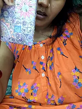 MUMTAJ-1 online show from May 11, 2026, 9:04 am