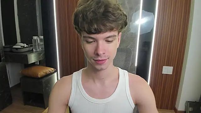Snapshot of calvin_love_you chatting on May 17, 2026, 5:20 pm calvin love you online show from May 17, 2026, 5:20 pm