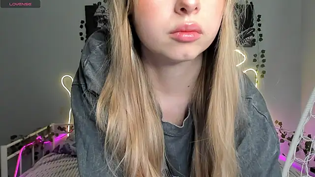 Snapshot of Melissa_babs chatting on January 22, 2025, 7:25 am Melissa babs online show from January 22, 2025, 7:25 am