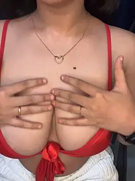 sexysilk1 online show from April 15, 2026, 6:26 pm