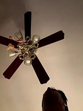 Melvinsiu online show from December 20, 2025, 11:23 pm