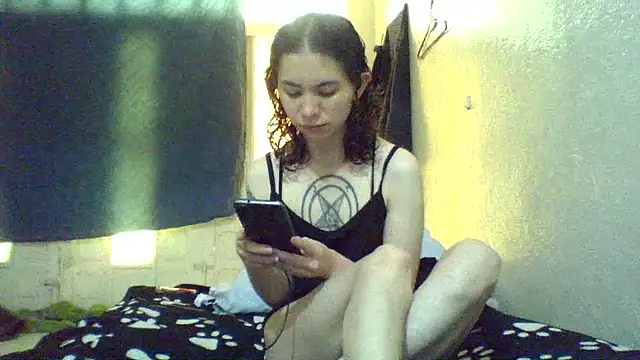 Snapshot of CELEna098rs707 chatting on February 13, 2026, 6:37 pm CELEna098rs707 online show from February 13, 2026, 6:37 pm