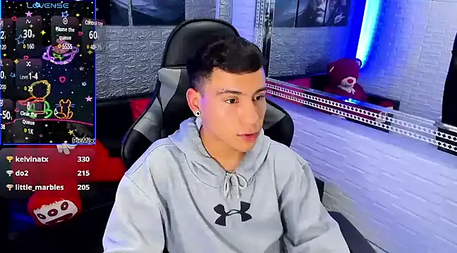 salvadorgomezx online show from December 26, 2024, 8:18 am