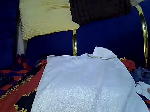 Snapshot of Soft_gal12 chatting on November 12, 2025, 6:08 pm Soft gal12 online show from November 12, 2025, 6:08 pm