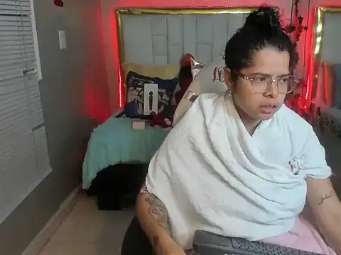 alexa-cooper- online show from December 25, 2024, 5:16 am