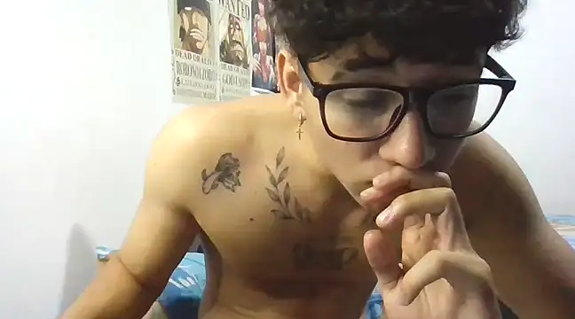 Snapshot of Dillom420 chatting on March 7, 2025, 8:02 am Dillom420 online show from March 7, 2025, 8:02 am