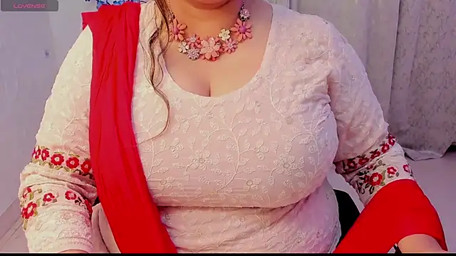 Gulabi Queen online show from November 12, 2025, 4:29 pm