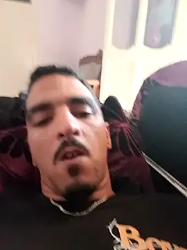 Xxxhalcon online show from April 18, 2026, 2:43 pm