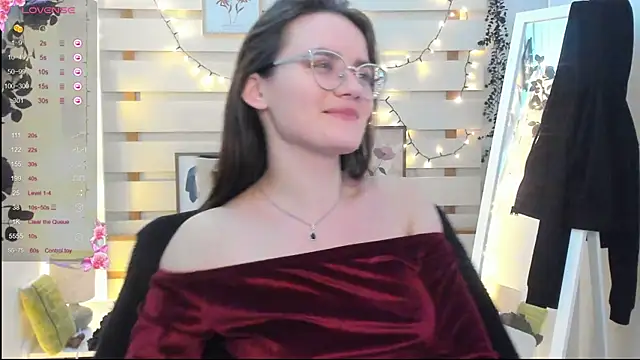 Josephine jo online show from December 17, 2025, 9:10 pm