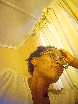 bustybillies online show from November 14, 2025, 4:06 pm