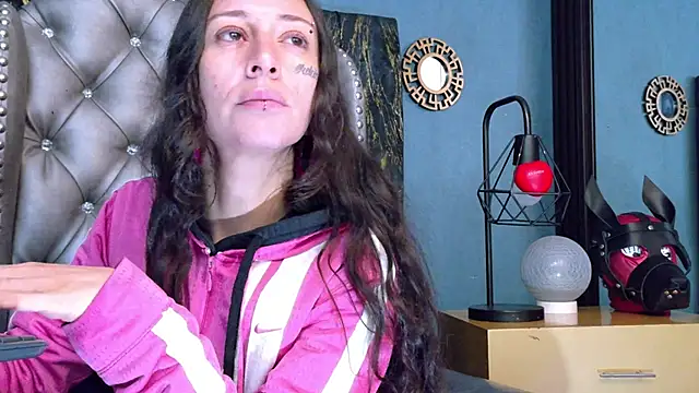 LusstCruella online show from April 13, 2026, 11:59 am