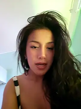 Lau1127 online show from September 8, 2025, 9:25 pm