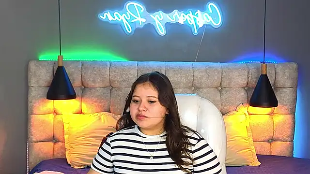 Laia and Aloby online show from December 14, 2024, 3:36 pm