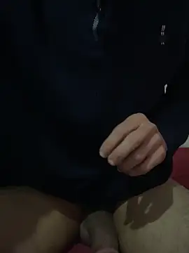 Snapshot of Young_arabe chatting on February 12, 2025, 11:41 pm Young arabe online show from February 12, 2025, 11:41 pm