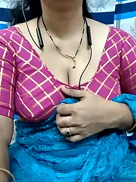 Snapshot of bhuvana555 chatting on January 15, 2025, 7:05 am bhuvana555 online show from January 15, 2025, 7:05 am
