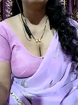 Snapshot of bhuvana555 chatting on February 3, 2025, 5:14 pm bhuvana555 online show from February 3, 2025, 5:14 pm