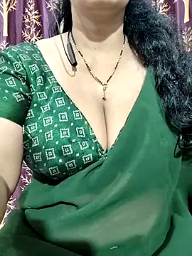 Snapshot of bhuvana555 chatting on March 4, 2025, 5:56 pm bhuvana555 online show from March 4, 2025, 5:56 pm