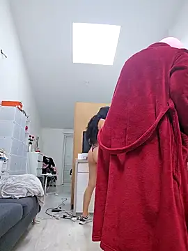 enolaxxx online show from September 15, 2025, 12:38 pm