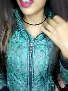 Sreya213 online show from December 5, 2024, 1:49 pm