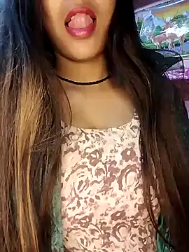 Sreya213 online show from December 26, 2024, 6:52 am