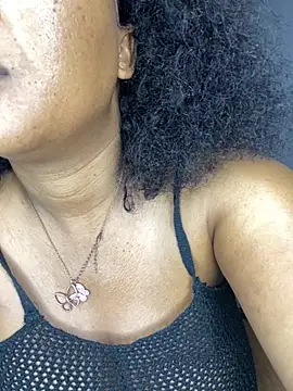 MayaPassion online show from November 10, 2025, 6:34 am