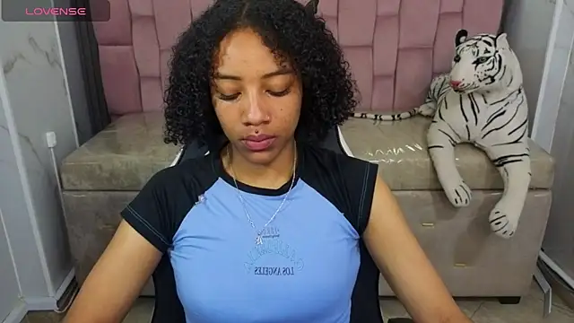 Violeth b online show from January 16, 2026, 12:53 pm