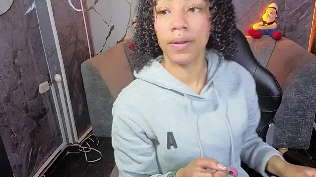 Violeth b online show from March 27, 2026, 1:00 pm