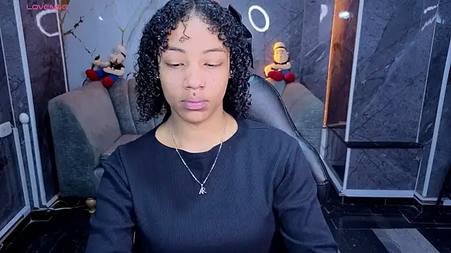 Violeth b online show from April 13, 2026, 1:05 pm