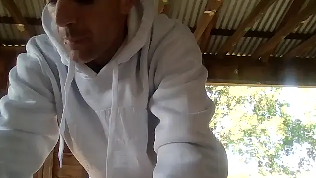 Snapshot of ausbod chatting on May 22, 2026, 1:13 am ausbod online show from May 22, 2026, 1:13 am