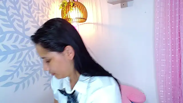 Alison Wiley online show from April 5, 2026, 6:43 am