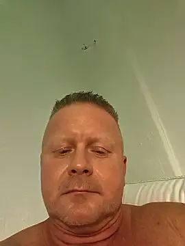 swingr online show from April 12, 2026, 11:10 pm