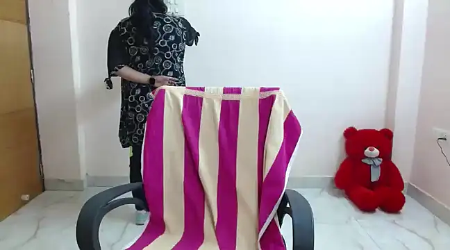 Snapshot of Naughty_Ayesha1 chatting on January 23, 2025, 1:35 pm Naughty Ayesha1 online show from January 23, 2025, 1:35 pm