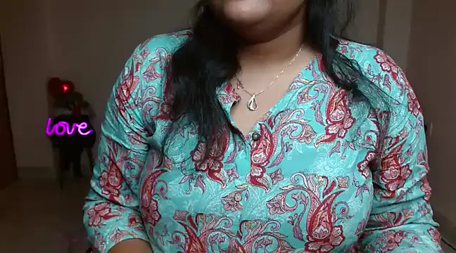 Snapshot of Naughty_Ayesha1 chatting on February 26, 2025, 4:47 am Naughty Ayesha1 online show from February 26, 2025, 4:47 am