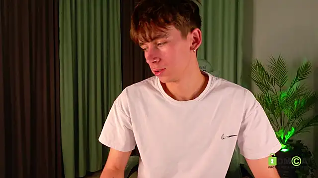 Snapshot of Bad_Boy9996 chatting on July 19, 2026, 8:01 pm Bad Boy9996 online show from July 19, 2026, 8:01 pm
