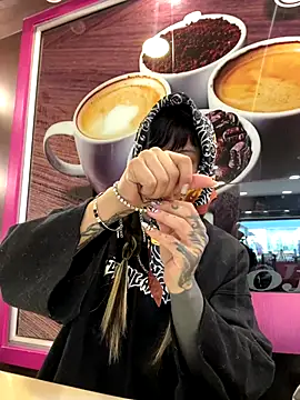 EemaHaruki online show from October 20, 2025, 8:09 pm