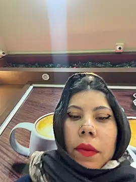 EemaHaruki online show from April 14, 2026, 9:32 pm