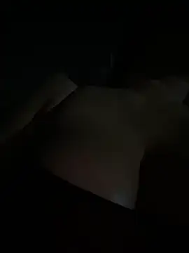 perlita05 online show from February 15, 2026, 1:24 am