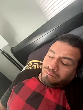 Snapshot of elamante03 chatting on November 20, 2025, 2:39 pm elamante03 online show from November 20, 2025, 2:39 pm