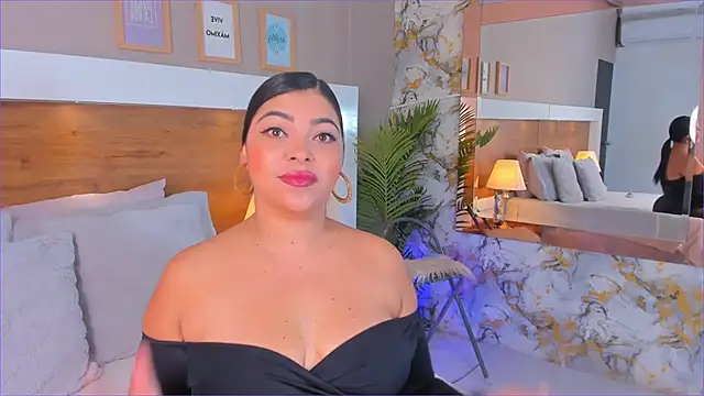 EmaBakker online show from November 21, 2025, 12:26 pm