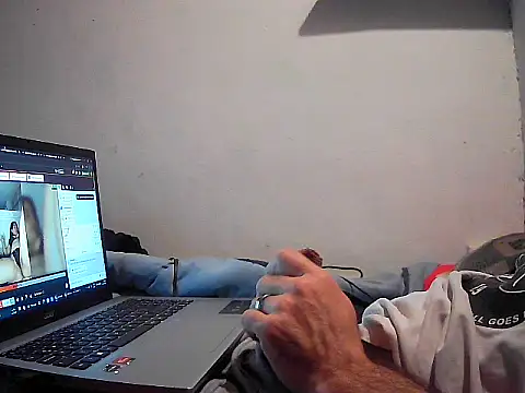 Snapshot of Lolosalvage83 chatting on July 26, 2026, 5:37 am Lolosalvage83 online show from July 26, 2026, 5:37 am