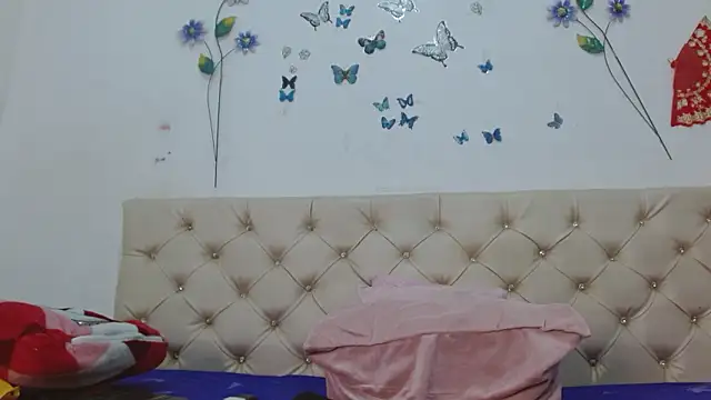 marlymilf6 online show from February 2, 2026, 3:11 pm