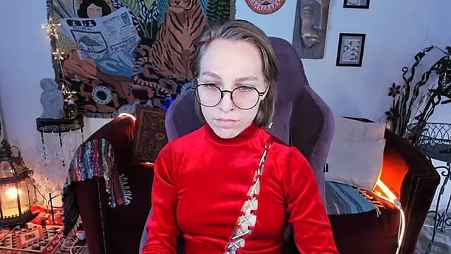 AphexQueen online show from December 26, 2024, 3:20 pm