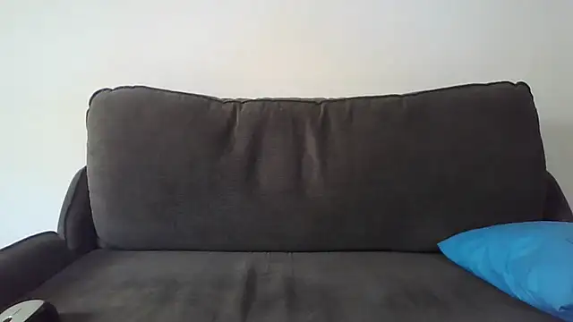 naturiste974 online show from December 16, 2025, 8:19 am